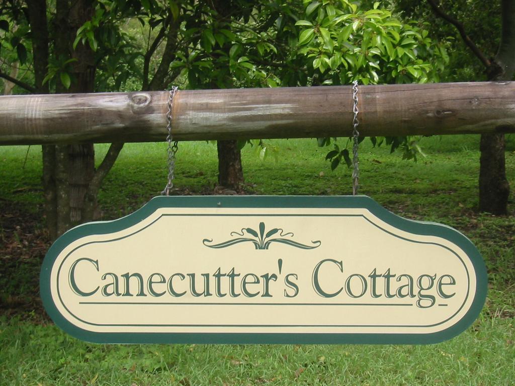 Whitsunday Heritage Cane Cutters Cottage Cannon Valley Exterior foto